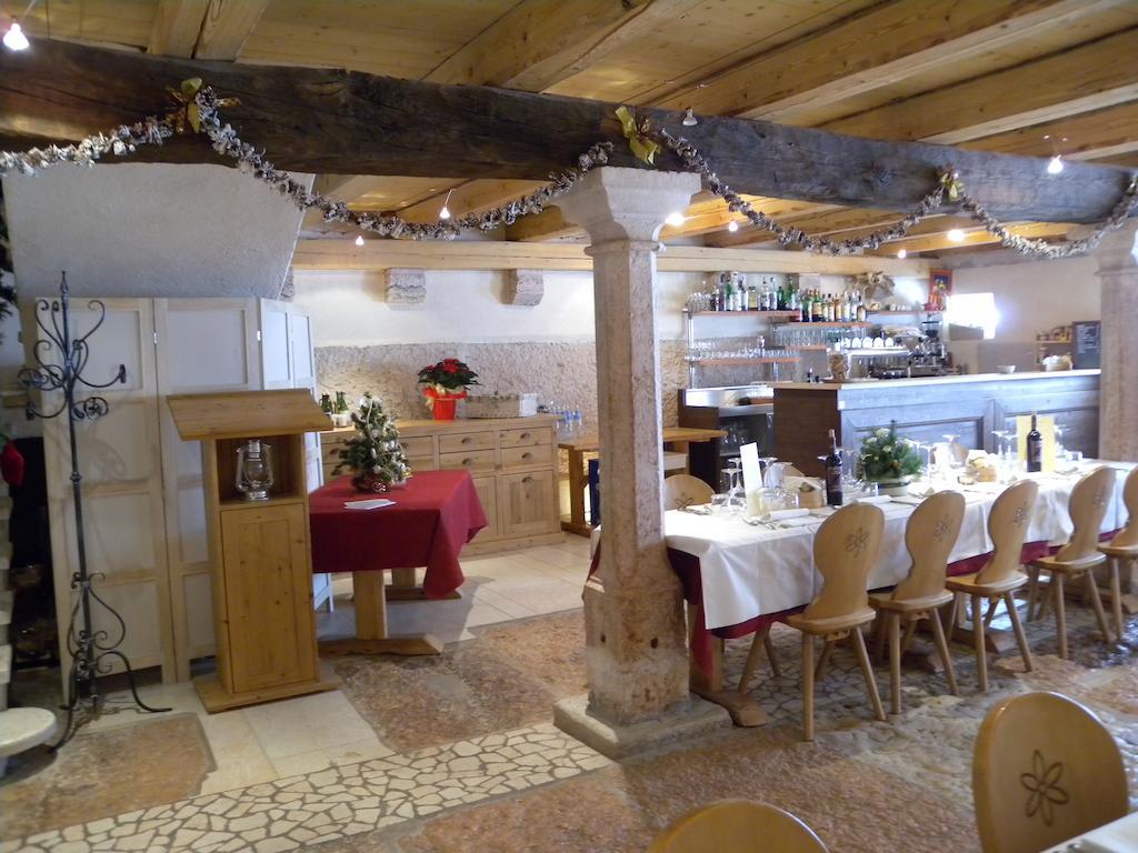 Locanda Viaverde Lessinia Velo Veronese Exterior photo