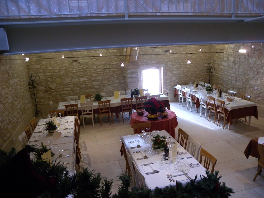Locanda Viaverde Lessinia Velo Veronese Exterior photo